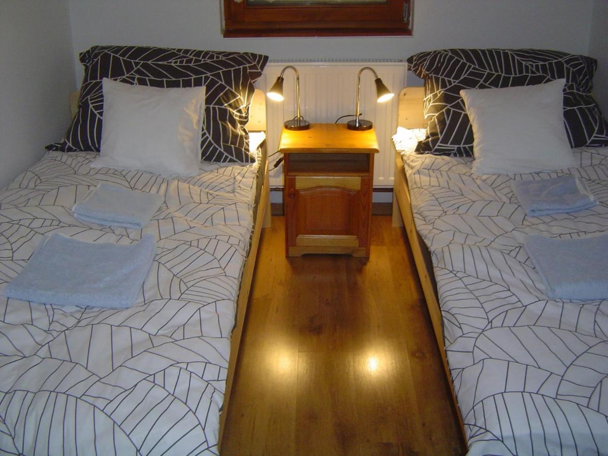 Tornacos Vendeghaz Apartment Eger Bagian luar foto